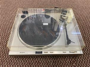 Vintage Hitachi Turntable Record Player - HT-40S Good | Carson